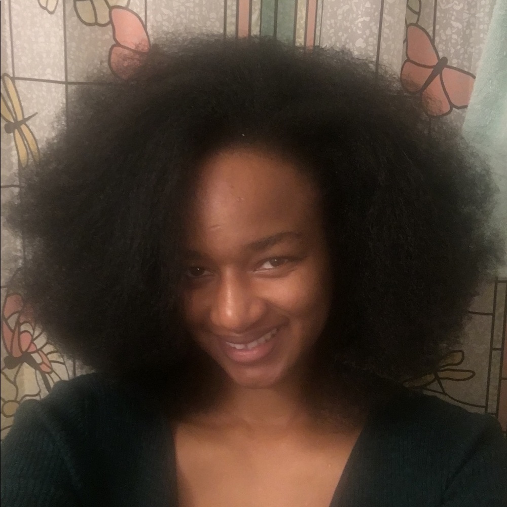Meet your Posher, Jacqueline